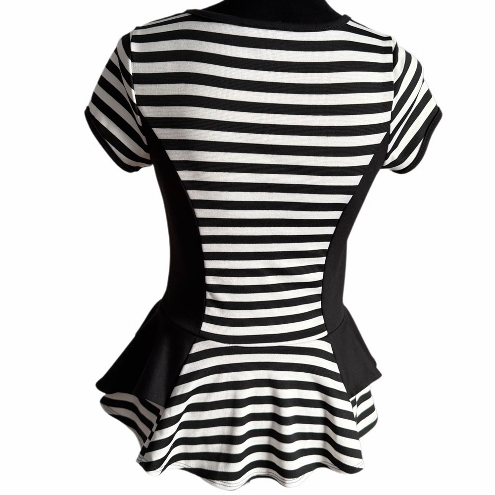 BCX- Black and White Striped Peplum Top (sz s) NWOT - Picture 6 of 10